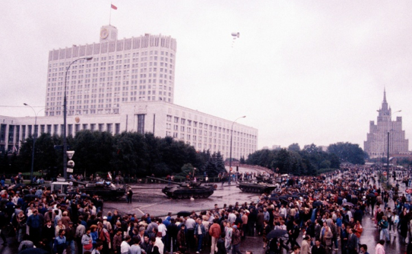 "Лебедине озеро" і переворот політичного ладу: чим запам’яталося 19 серпня 1991 року. Розповідає політолог