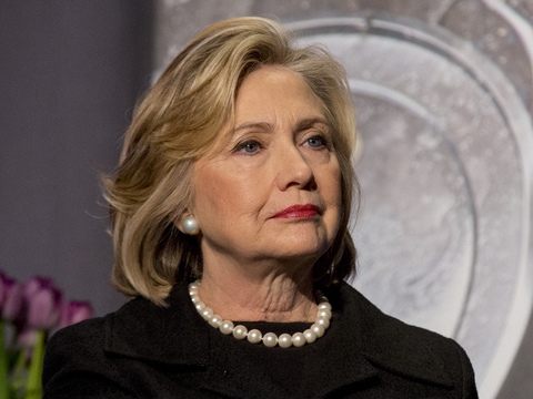 Хілларі Клінтон упевнено тримає першу позицію