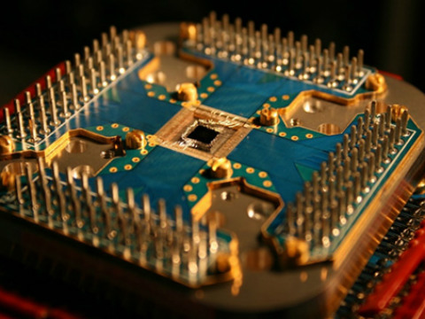 IBM створив найпотужніший у світі квантовий комп'ютер