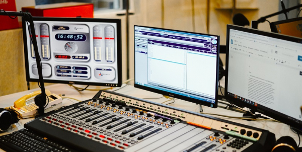 Радіо Промінь починає FM-мовлення в Чернігові, а Радіо Культура — у Херсоні