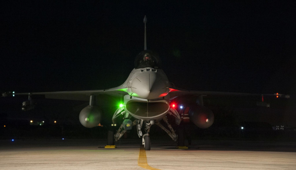 "Авіаційна коаліція", або Як Польща збирає F-16 для України — розповідає Посол