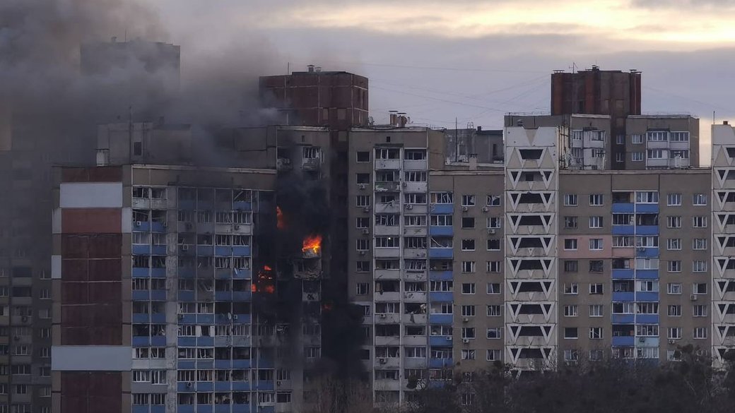 РФ застосувала комбіновану ракетну атаку на Україну, вибухи були в 6 регіонах України 