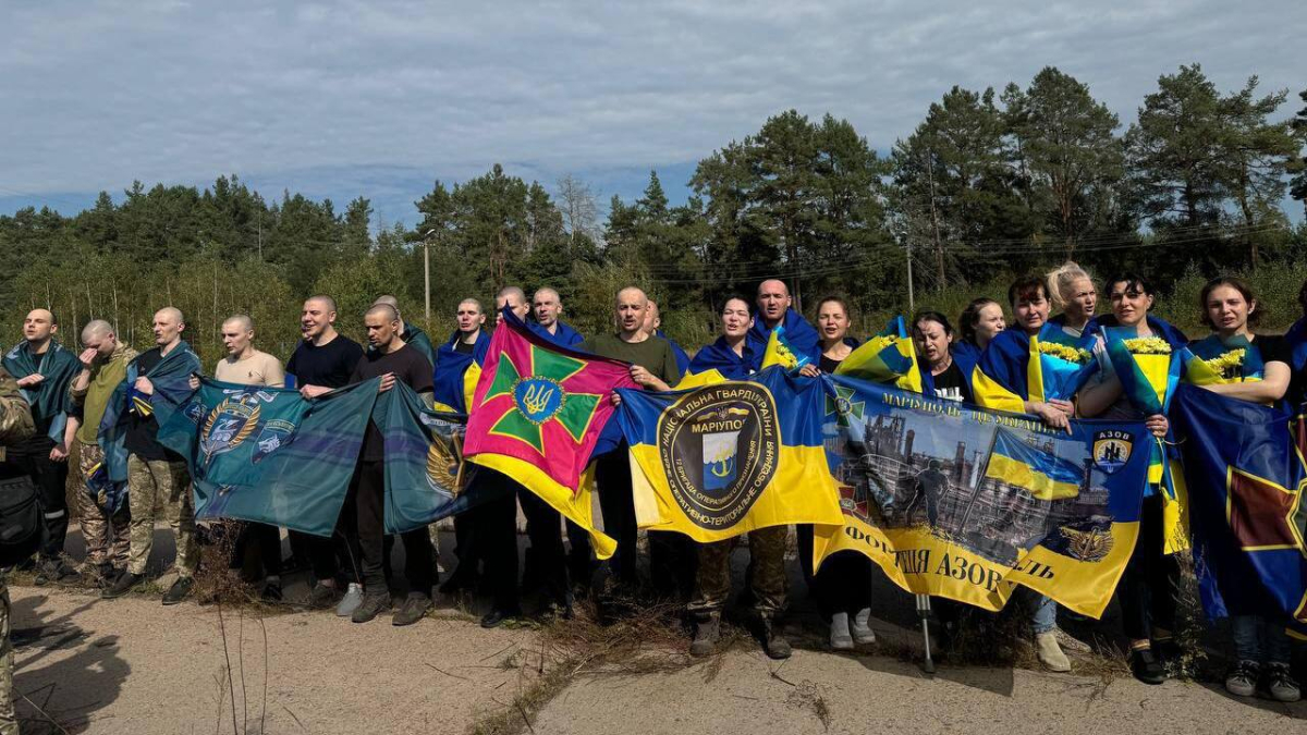 "До останньої секунди не вірили, що це саме обмін" — Толкачова про звільнення з полону 49 українців