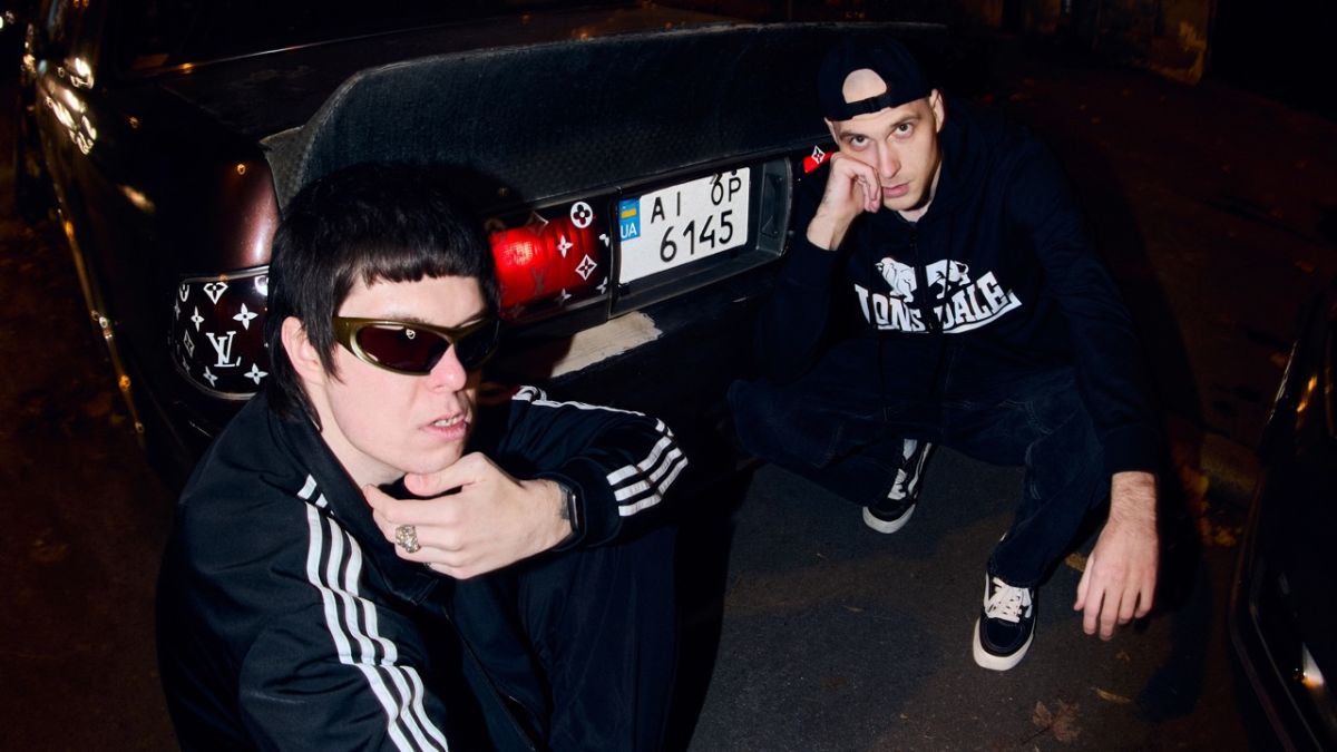 Сумую за тобою, як за азовським морем: Гурт Субота випустив мініальбом "Ломбард 24/7"