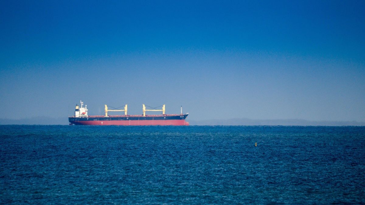  Удари по танкерах запускають згортання тіньового флоту Росії — Лакійчук