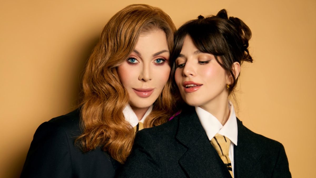 Сьогодні все не так, як було: Христина Соловій та Ірина Білик презентували римейк легендарного хіта "Франсуа"