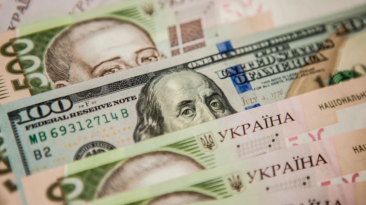 Стан гривні є безпрецедентно крутим в умовах війни — економічний оглядач  Крамаренко