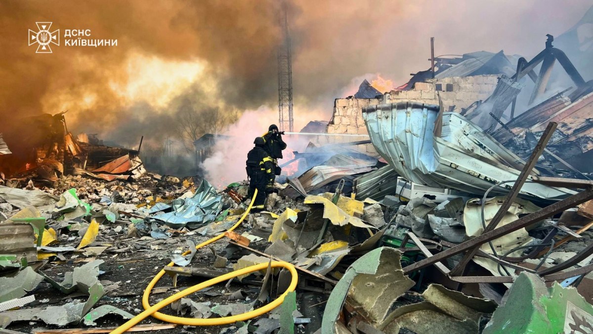 Росія запустила по Україні 68 ракет і 430 дронів, основний напрям удару — Київщина