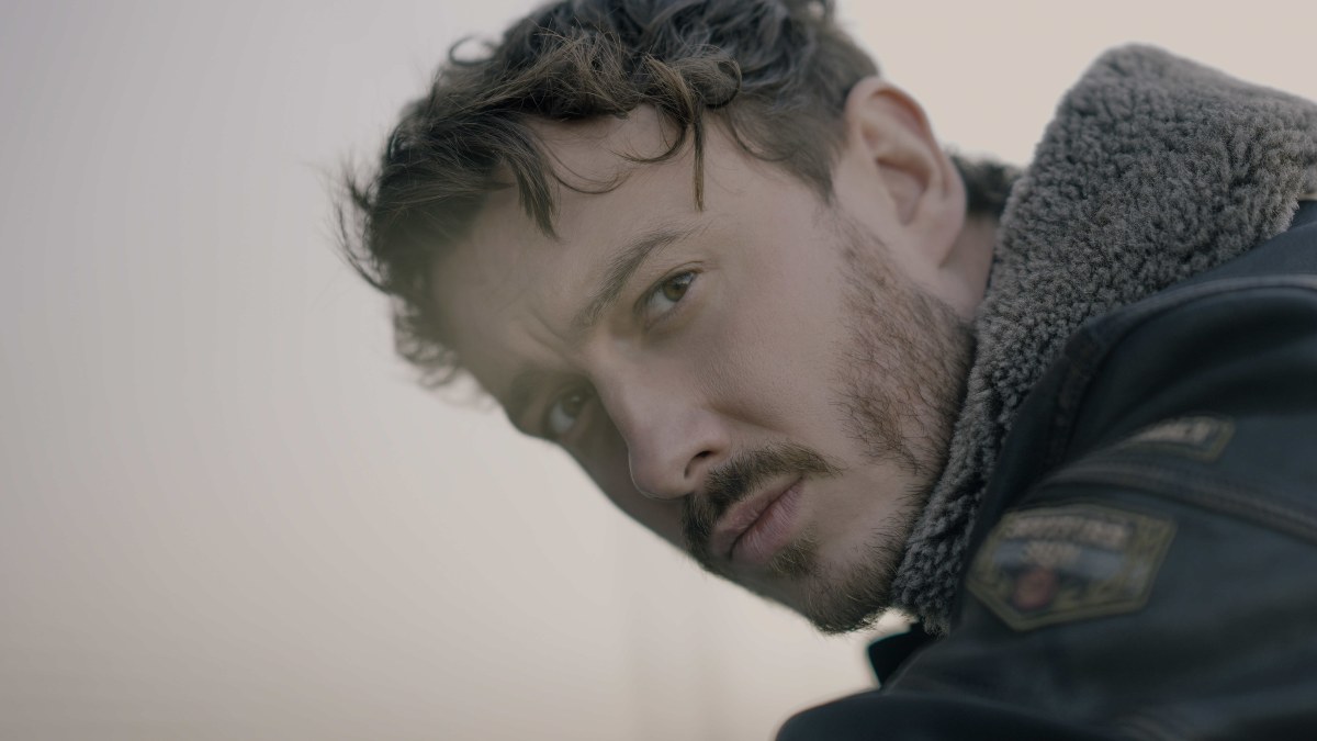 Ivan NAVI: Я не люблю, коли в стосунках усе йде рівно, мені хочеться трохи тих "гойдалок"