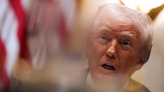 "Трампу потрібен мир за будь-яку ціну" — Лакійчук 