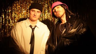 Пролітають іскри: Bereza та Kalush представили трек "Ліхтарі"